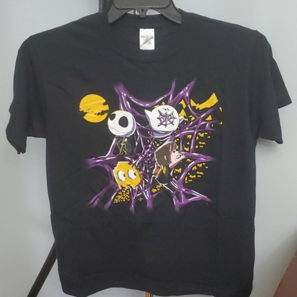 Gildan Black and Yellow Halloween Short Sleeve Tees